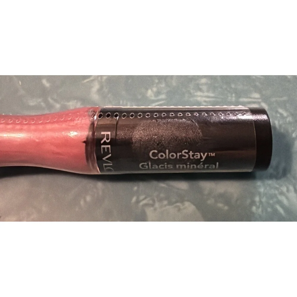 Revlon colorstay mineral
